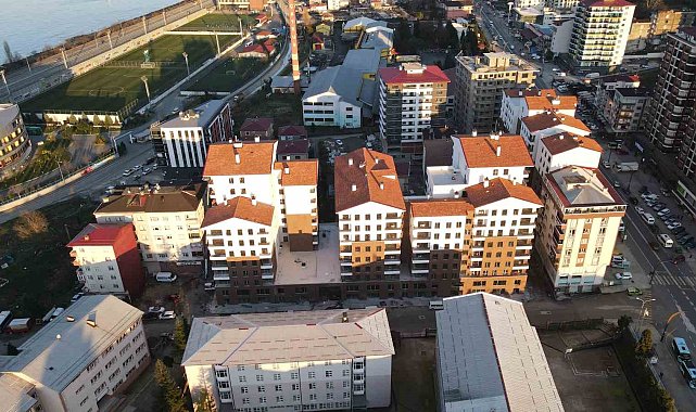 Rize'de yıkılan Pisa Kuleleri'nin yerine yapılan binalar tamamlandı