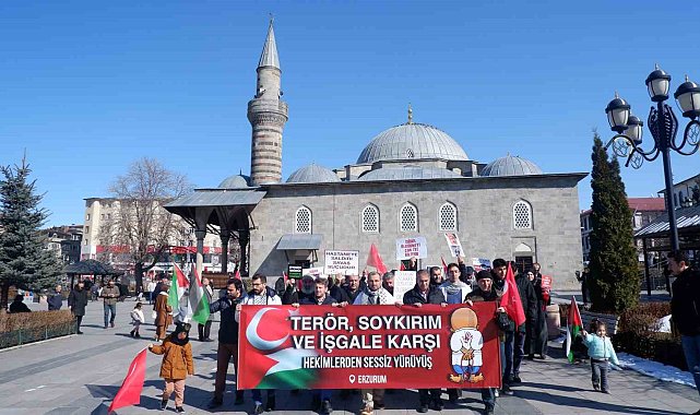Sağlıkçılar Erzurum'da Gazze için yürüdü