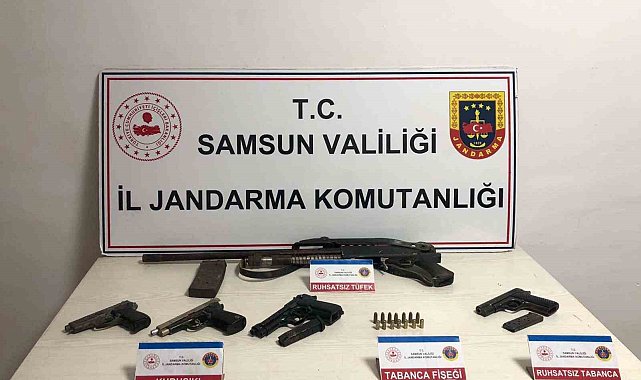 Samsun'da jandarma bir evde silah ele geçirdi