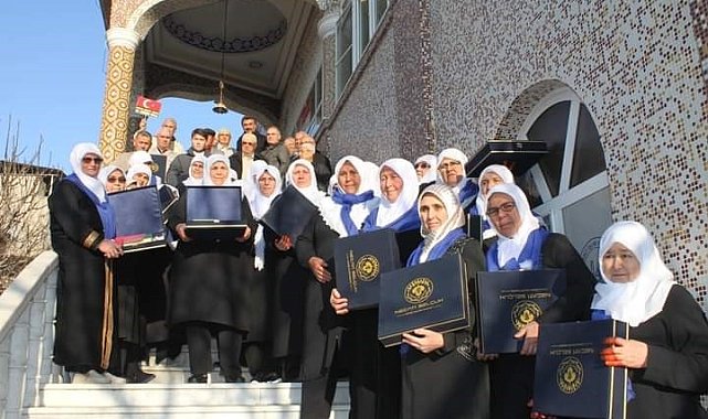 Sarıgöl'den 41 kişi kutsal topraklara uğurlandı