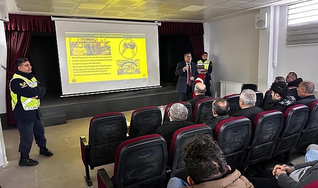 Sason'da jandarma ekipleri servis şoförlerine trafik eğitimi verildi