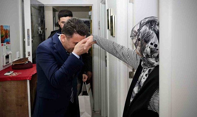 Şehit ailelerinin yaralarını birlikte sarıyor