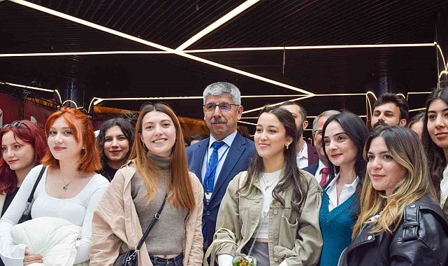 Sektör ve öğrenciler EGEKAF&#039;ta buluştu