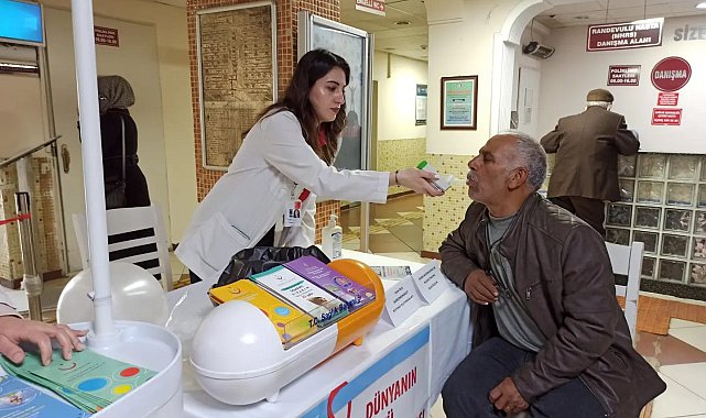 Sigarayı Bırakma Günü'nde vatandaşlara karbonmonoksit ölçümü yapıldı