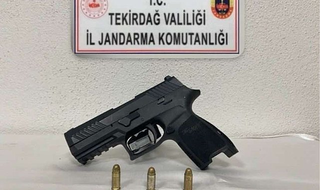 Silah ve uyuşturucu ele geçirildi