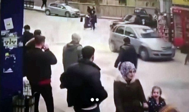 Sinop'ta yolun karşısına geçmeye çalışan çocuğa otomobil çarptı