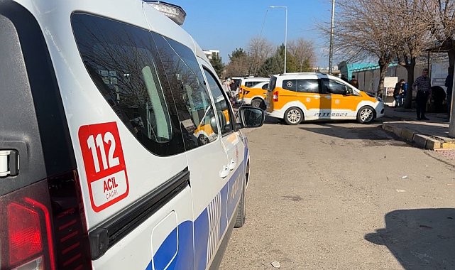 Taksicilerin telefonda başlayan tartışmasında durakta kan döküldü