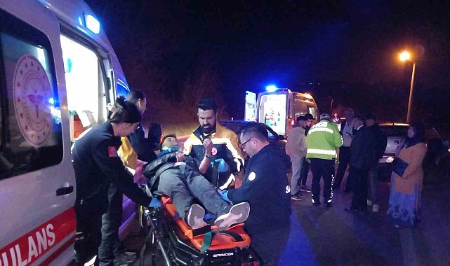 Tekirdağ'da iki otomobil çarpıştı: 2 yaralı