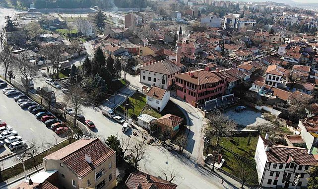 Terk edilen, yıkılan veya yıkılmaya yüz tutan tarihi evler endişe kaynağı