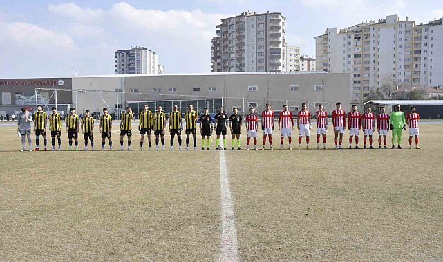 TFF 3. Lig 1. Grup: Talasgücü Belediyespor: 0- Ayvalıkgücü Belediyespor: 3