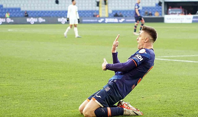 Trendyol Süper Lig: Başakşehir: 2 - İstanbulspor: 0