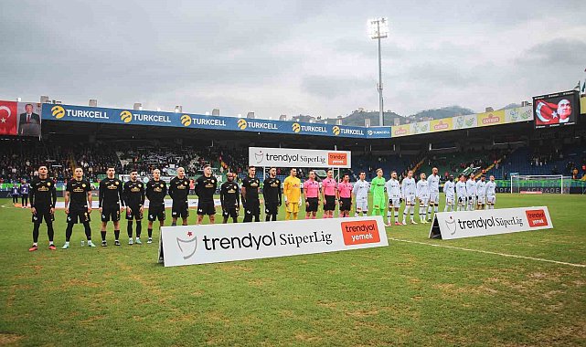 Trendyol Süper Lig: Çaykur Rizespor: 0 - Konyaspor: 0