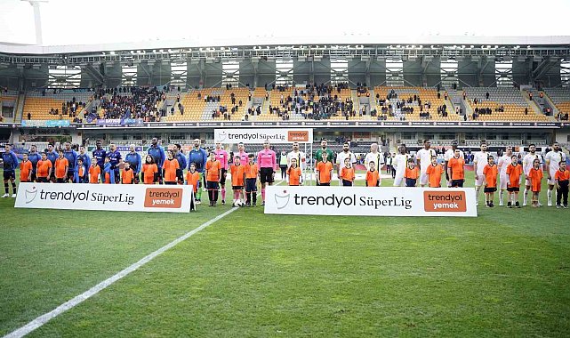 Trendyol Süper Lig: RAMS Başakşehir: 0 - İstanbulspor: 0