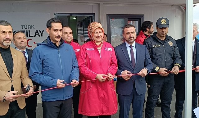 Türk Kızılay Gaziantep'te kütüphane açtı