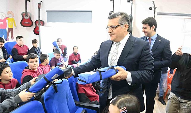 Türkeli'de "Öğrencilerimizi Melodika ile Buluşturuyoruz" projesi