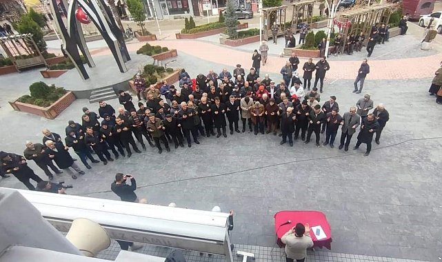 Türkeli'de umreciler dualarla uğurlandı