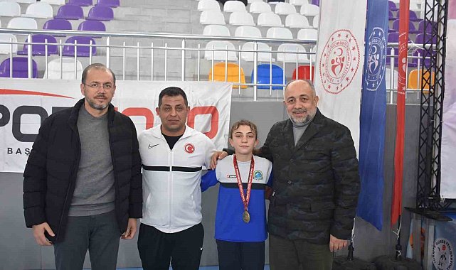 U-17 Avrupa Güreş Şampiyonasında 5 farklı sıklette dereceler belli oldu
