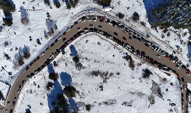 Uludağ'da adım atacak yer kalmadı