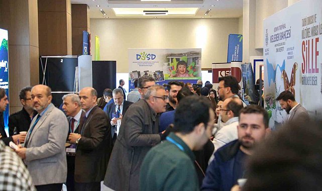 Uluslararası Acil Akademik Tıp Kongresi'ne katılan DOSD Meram yoğun ilgi gördü