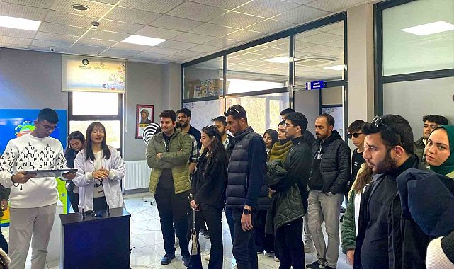 Üniversite öğrencileri Ali Emiri Bilgi Evinde ağırlandı