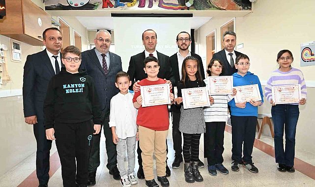 Uşaklı 8 öğrenciden dünya derecesi