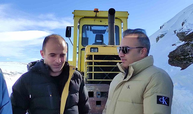 Vali Çiçek, kar savaşçılarının çalışmalarını denetledi