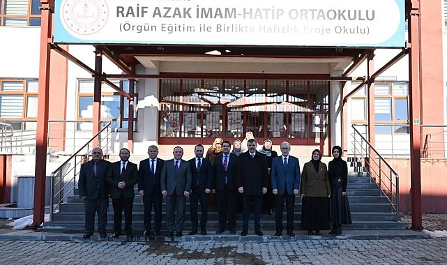 Vali Çiftçi'den Raif Azak İmam Hatip Ortaokulu'nda