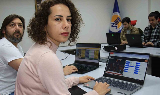 Vatandaşların depremle ilgili paylaşımları veri tabanı oluyor