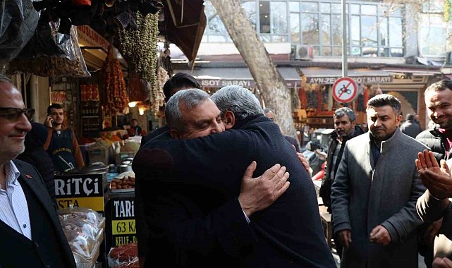 Vatandaştan şiirli türkülü destek