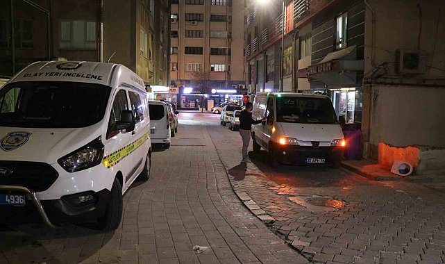 Yalnız yaşayan şahıs apart dairesinde ölü bulundu