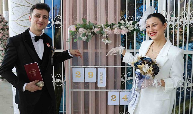 Yalovalı çift evlilik için 29 Şubat'ı seçti