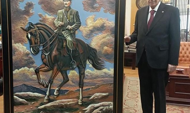 Yapımı 3 ay süren tablo, MHP lideri Bahçeli'nin makamında
