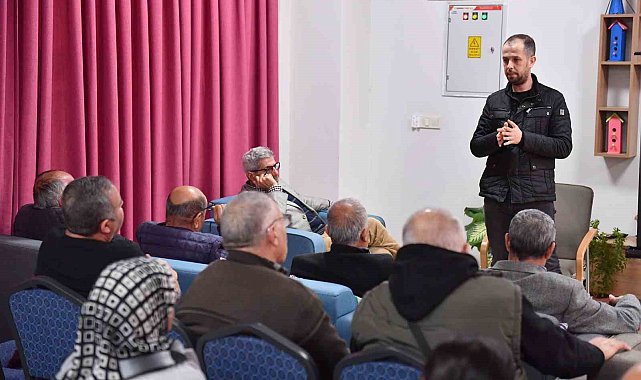 Yaş almış vatandaşlar, aktif yaşlılık ve yaşlılık evreleri hakkında bilgilendirildi