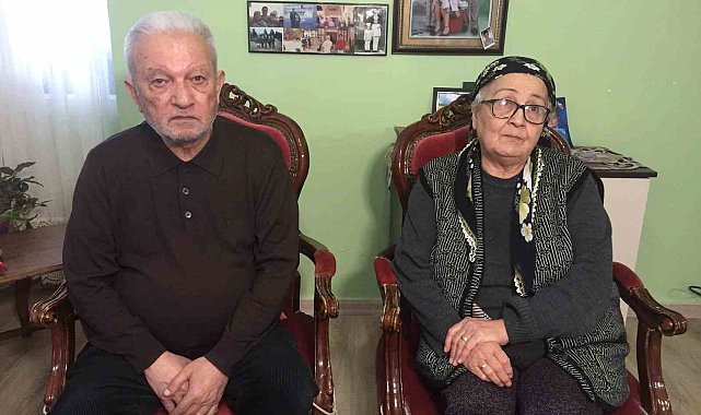 Yatalak babalarını bırakmayınca ikinci depremde tüm aile can verdi