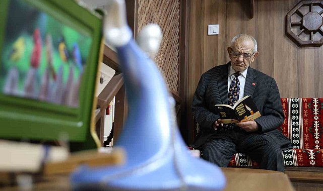 13 yıldır huzurevinde yaşayan şair: "Yanan ışıklara gözüm düşüyor"