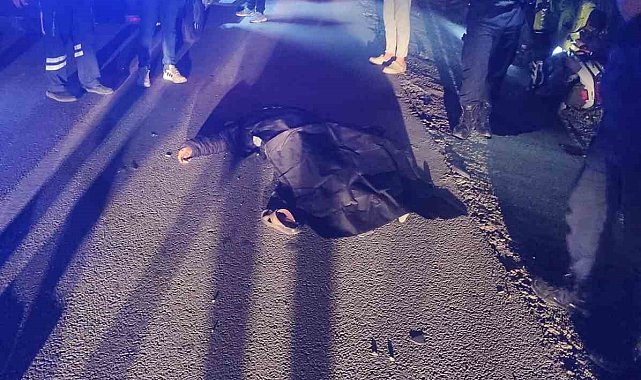 16 yaşındaki motosiklet sürücüsü 37 yaşındaki yayaya çarptı; yaya hayatını kaybetti sürücü ağır yaralı
