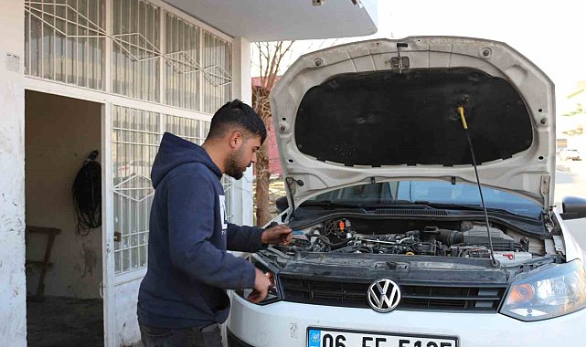 19 yaşında motor ustası oldu