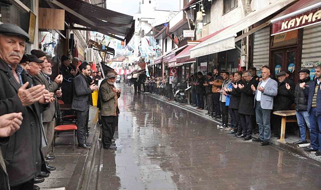 7 asırlık gelenek Ramazan ayının ilk cumasında da yapıldı
