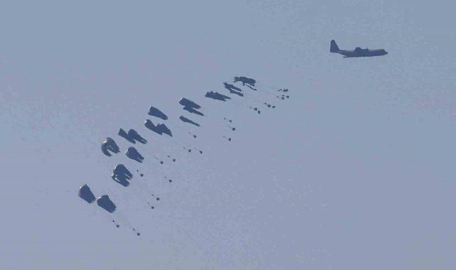 ABD, Gazze'ye havadan yardım indirmeye devam edecek