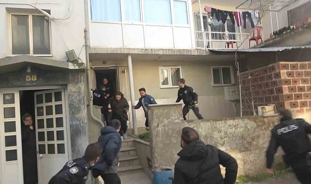 Ablasını rehin aldı, yaşananlar film sahnelerini aratmadı...