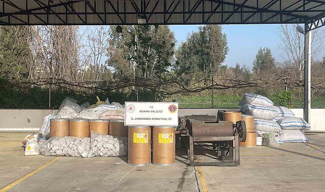 Adana'da kaçak havai fişek üretimine 2 gözaltı
