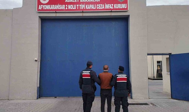 Afyonkarahisar&#039;da aranan şahıs yakalandı