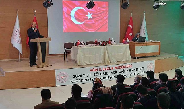 Ağrı'da ilk kez acil sağlık hizmetleri toplantısı yapıldı