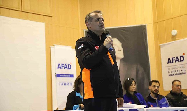 Akhisar'da depremzedeler için yapılan konutlar sahiplerini buldu