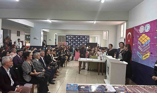 Akıl oyunları turnuvası ödül töreniyle son buldu