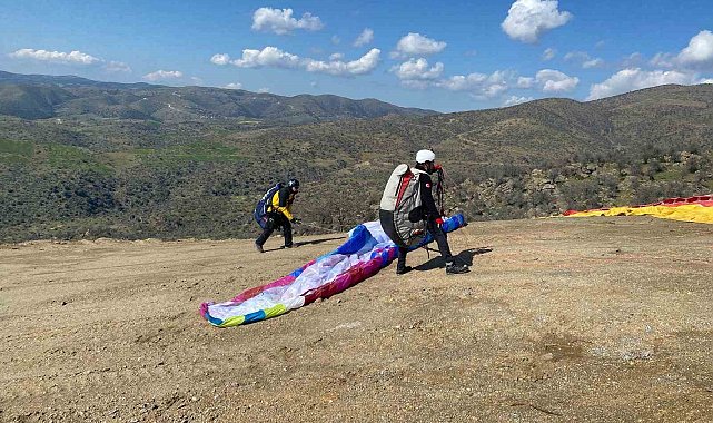 Alaşehir'e yamaç paraşüt sahası kazandırıldı