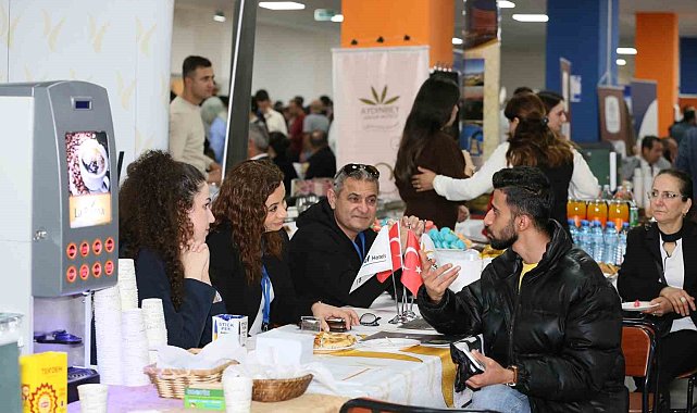 ALKÜ'de Kariyer Zirvesi 7'nci İstihdam Fuarı başladı