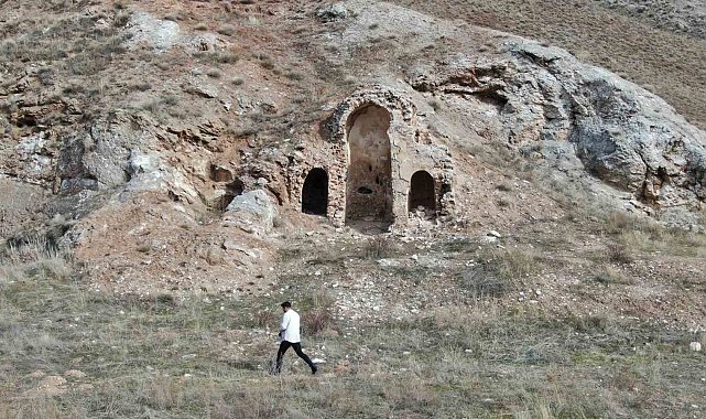 Anadolu'da inşa edilen ilk kiliselerden Huykesen Kilisesi, turizme kazandırılmayı bekliyor