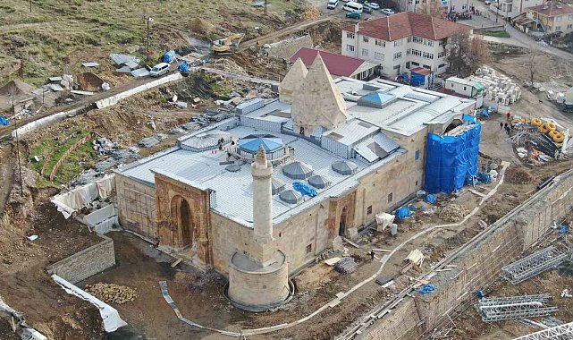 Anadolu'nun en kıymetli camisinde 9 yıllık hasret son buluyor
