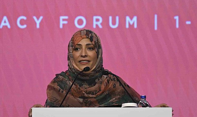 Antalya Diplomasi Forumu 2024'de Emine Erdoğan'a övgü
